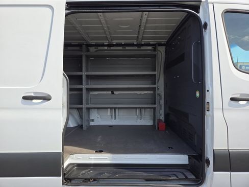 Used 2022 Mercedes-Benz Sprinter 1500 image 17