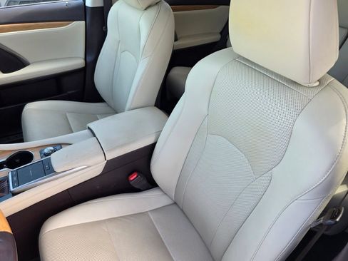 Used 2020 Lexus RX 350L FWD w/ Premium Package image 7