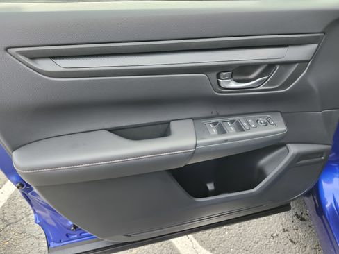 Used 2023 Honda CR-V Sport image 31