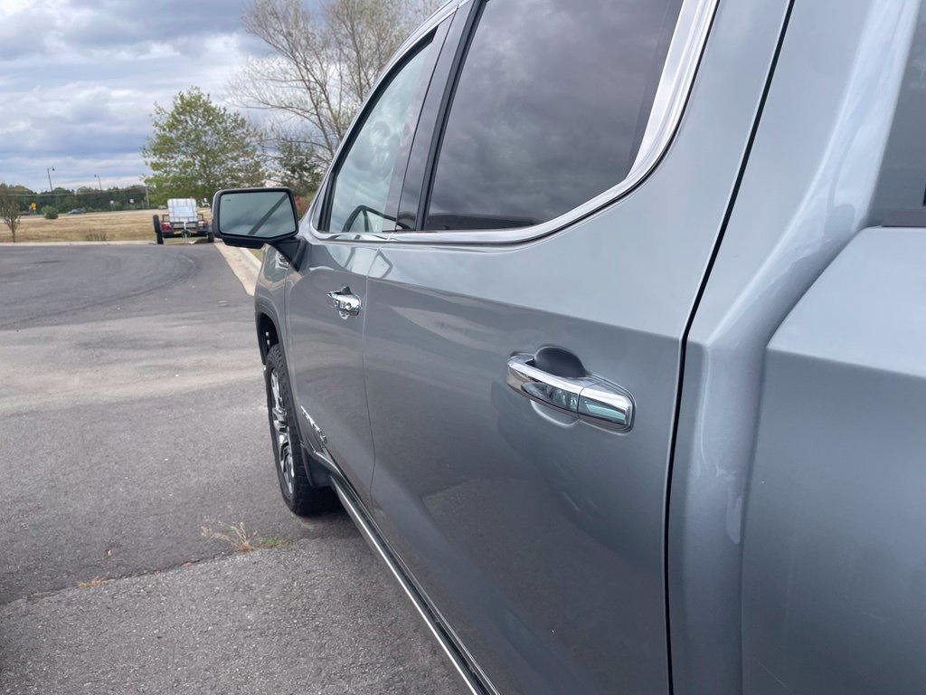 Used 2023 GMC Sierra 1500 Denali Ultimate AWD/4WD image 18
