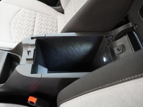 Used 2024 Chevrolet Equinox LS FWD image 24