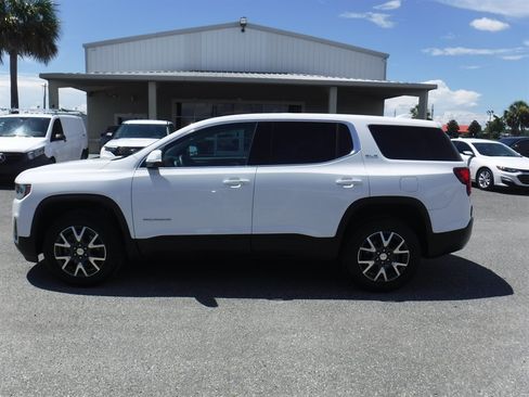 Used 2022 GMC Acadia SLE w/ LPO, Floor Liner Package FWD image 1