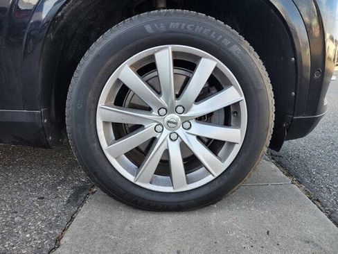 Used 2018 Volvo XC90 T6 Momentum w/ Convenience Package image 15