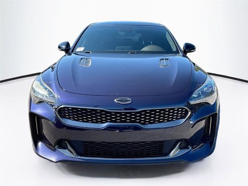 Used 2020 Kia Stinger GT image 2