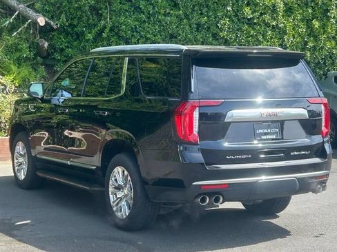 Used 2021 GMC Yukon Denali AWD/4WD image 7