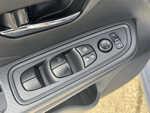 Used 2024 Nissan Versa SV w/ Trunk Package image 16