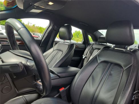 Used 2018 Lincoln MKZ Select w/ Technology Package FWD image 18