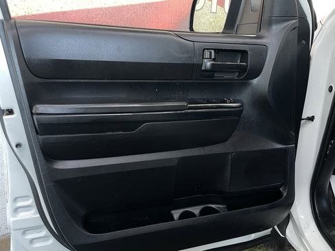 Used 2019 Toyota Tundra SR image 21