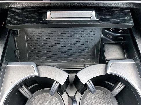 Used 2023 Mercedes-Benz GLE 450 4MATIC image 26