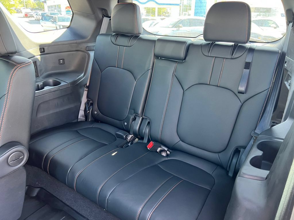 New 2026 Honda Pilot TrailSport image 5