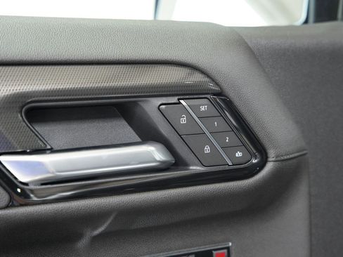 New 2025 GMC Sierra 1500 AT4 w/ AT4 Premium Package image 28