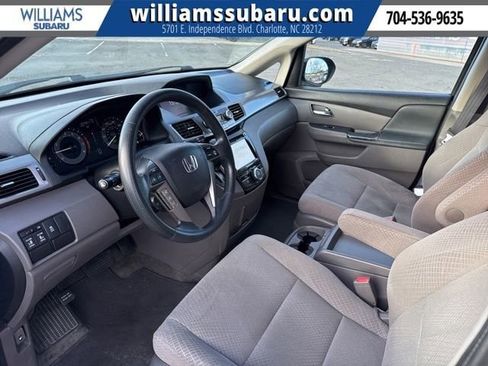 Used 2016 Honda Odyssey EX image 10