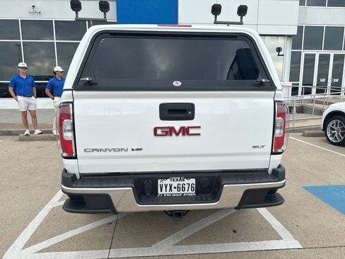 Used 2018 GMC Canyon SLT w/ Trailering Package RWD image 4