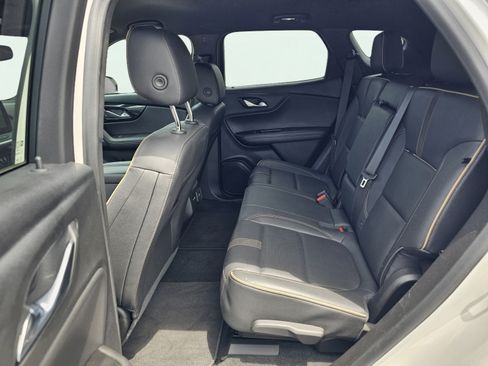 Used 2023 Chevrolet Blazer Premier FWD image 33