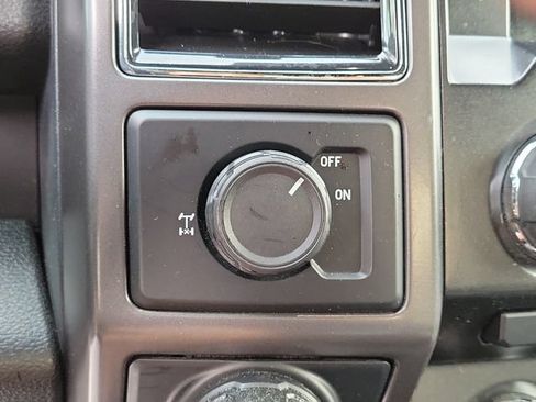 Used 2017 Ford F150 XLT w/ Equipment Group 302A Luxury RWD image 23