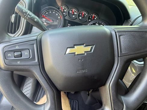 Used 2020 Chevrolet Silverado 1500 Custom w/ Custom Value Package RWD image 19