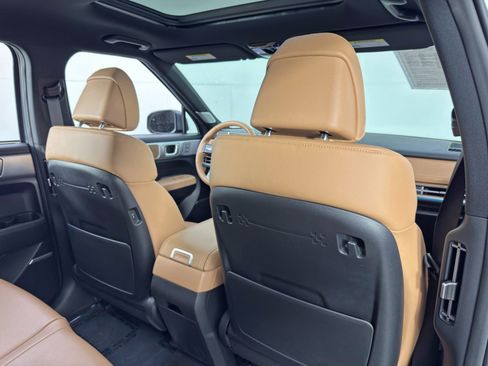 Used 2024 Hyundai Santa Fe Limited image 37