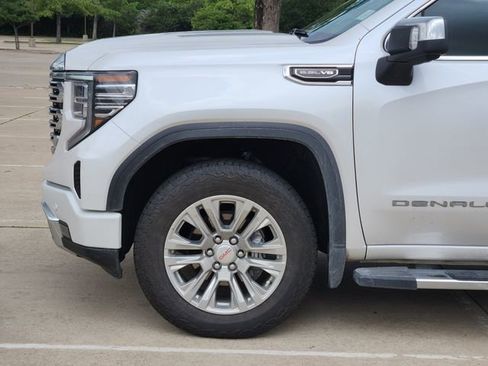Used 2024 GMC Sierra 1500 Denali AWD/4WD image 8