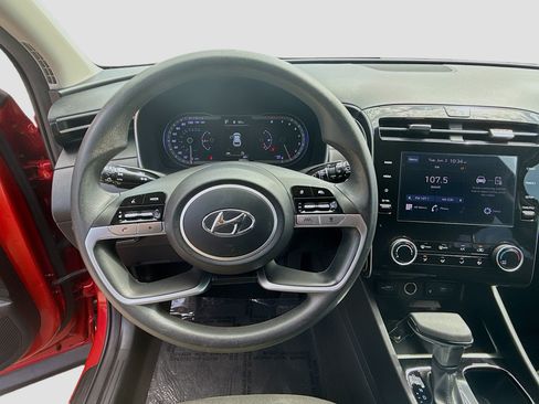 Used 2023 Hyundai Tucson SEL FWD image 8