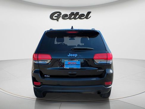 Used 2018 Jeep Grand Cherokee Laredo image 5