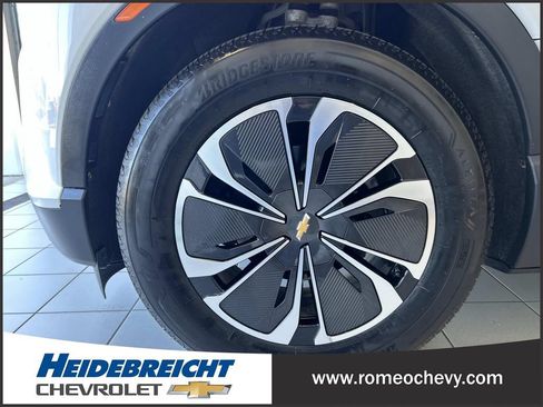 Used 2024 Chevrolet Blazer EV LT AWD/4WD image 7