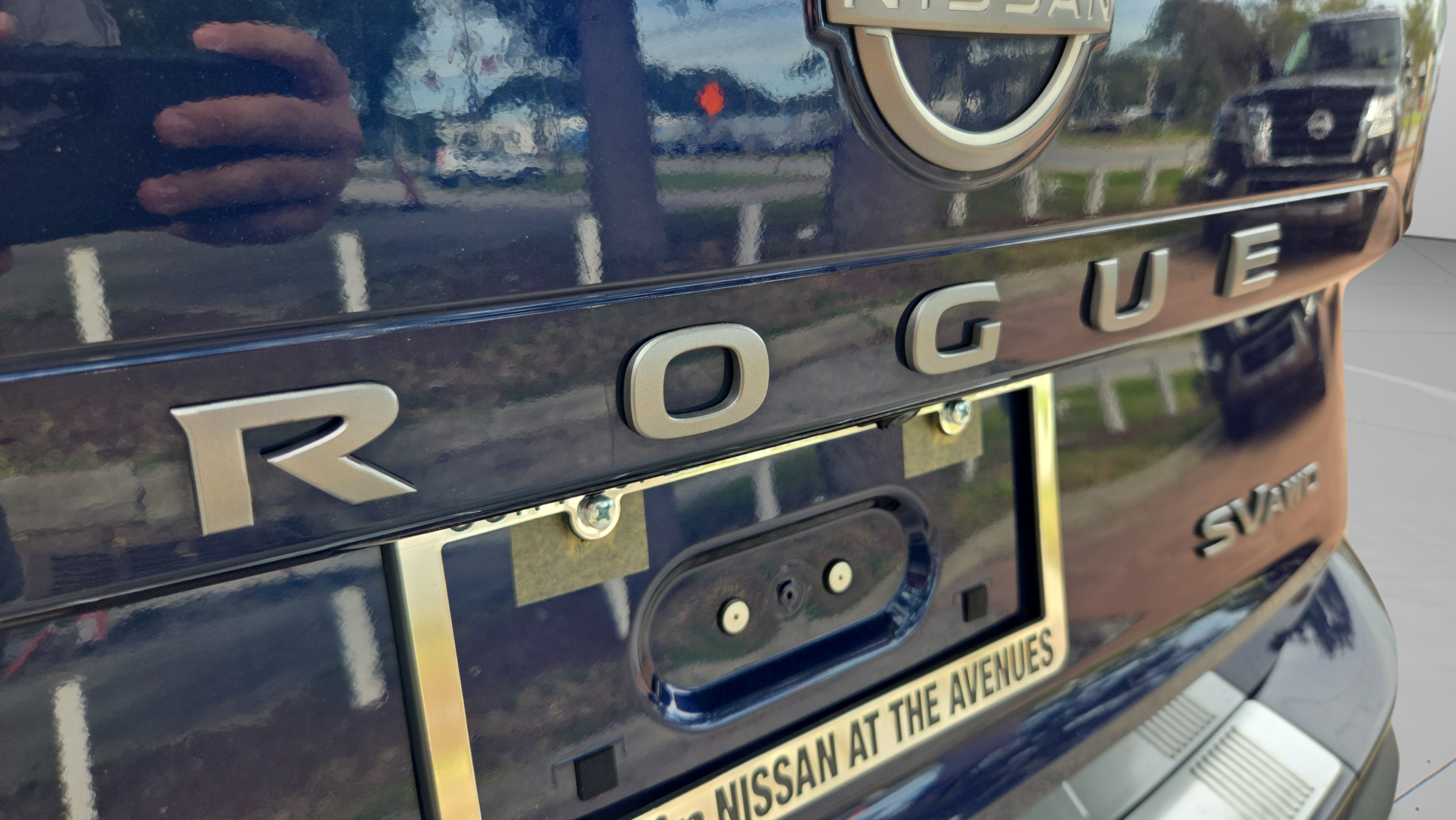 Used 2024 Nissan Rogue SV w/ SV Premium Package AWD/4WD image 16