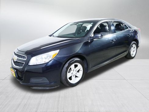 Used 2013 Chevrolet Malibu LT FWD image 3
