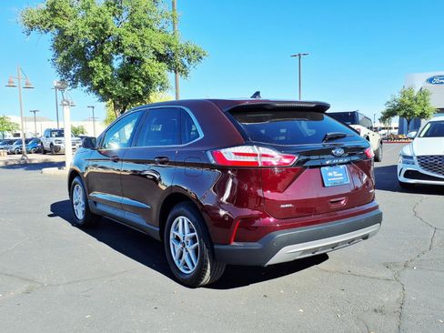 Certified 2024 Ford Edge SEL w/ Convenience Package AWD/4WD image 4