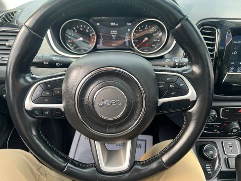 Used 2021 Jeep Compass Latitude w/ Sun and Sound Group AWD/4WD image 23