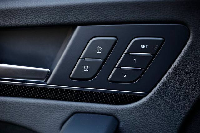 Used 2024 Audi SQ5 Premium AWD/4WD image 14
