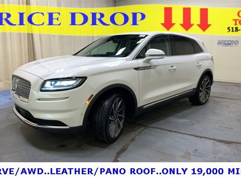 Used 2023 Lincoln Nautilus Reserve w/ Equipment Group 201A image 7