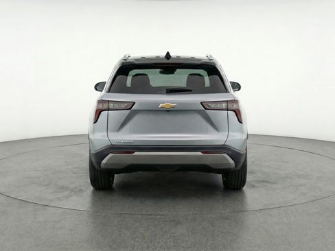 Used 2025 Chevrolet Equinox LT FWD image 7