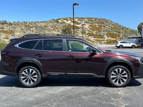 Certified 2024 Subaru Outback Limited image 3