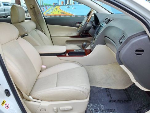 Used 2011 Lexus GS 450h w/ Preferred Accessory Package RWD image 39