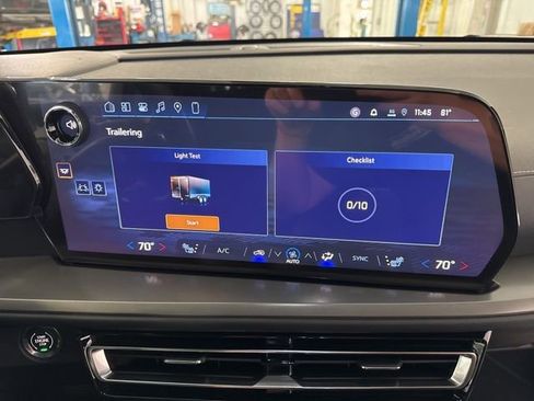 New 2026 Chevrolet Traverse LT FWD image 23