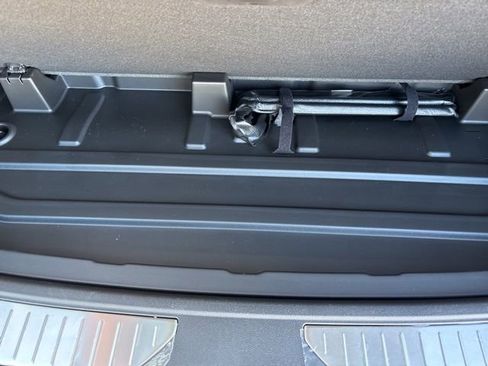 New 2026 Chevrolet Tahoe High Country image 36