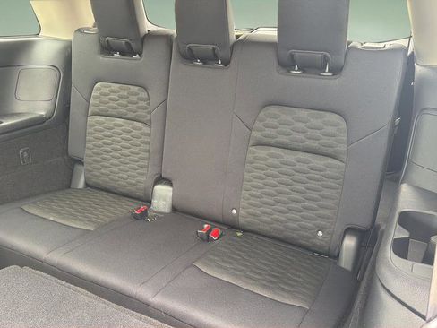 Certified 2024 Nissan Pathfinder SV image 19