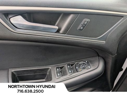 Used 2023 Ford Edge SEL image 27