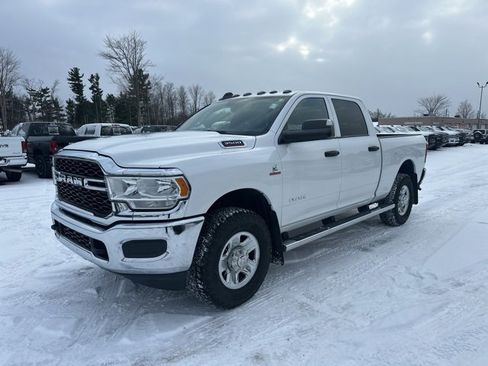 Used 2021 RAM 3500 Tradesman w/ Chrome Appearance Group image 4