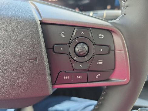 New 2026 Nissan Sentra SV w/ SV Convenience Package FWD image 9