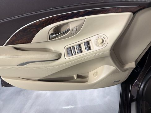 Used 2015 Buick LaCrosse Premium w/ Driver Confidence Package #1 FWD image 11