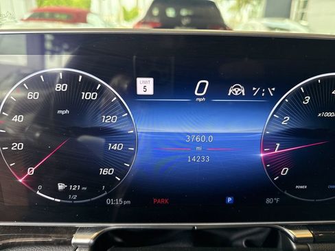 Used 2023 Mercedes-Benz S 500 4MATIC image 3