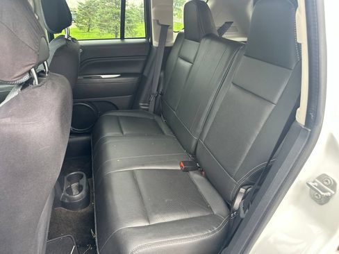 Used 2016 Jeep Compass High Altitude AWD/4WD image 16