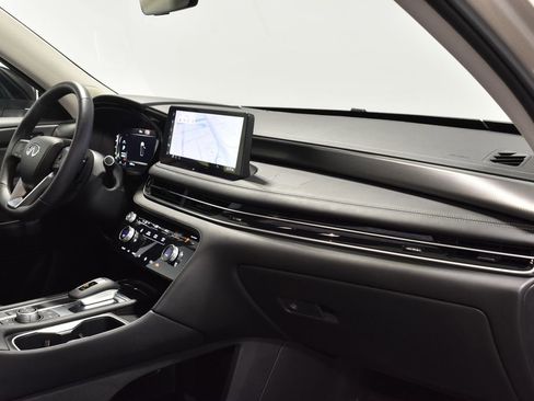 Certified 2026 INFINITI QX60 Luxe w/ Family Package image 34