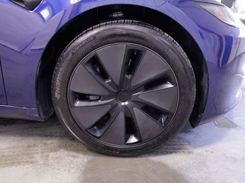 Used 2025 Tesla Model 3 Long Range image 11