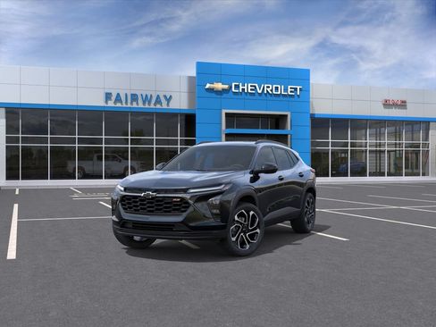 New 2026 Chevrolet Trax RS w/ Sunroof Package FWD image 8