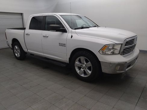 Used 2016 RAM 1500 Lone Star RWD image 11