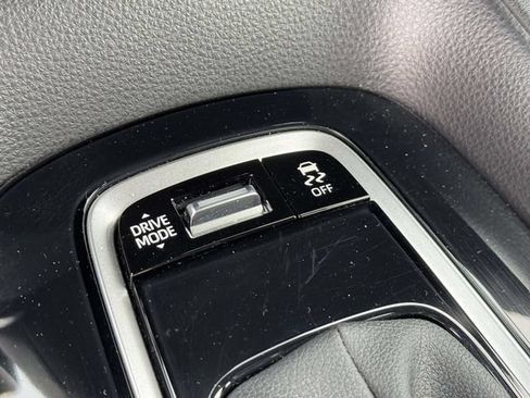 Used 2023 Toyota Corolla SE FWD image 27