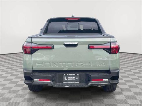 Used 2025 Hyundai Santa Cruz Limited AWD/4WD image 6