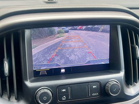 Used 2022 GMC Canyon AT4 w/ Trailering Package AWD/4WD image 13